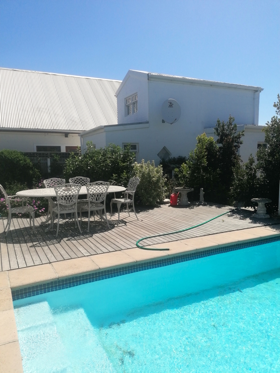 To Let 3 Bedroom Property for Rent in Milkwood Park Western Cape